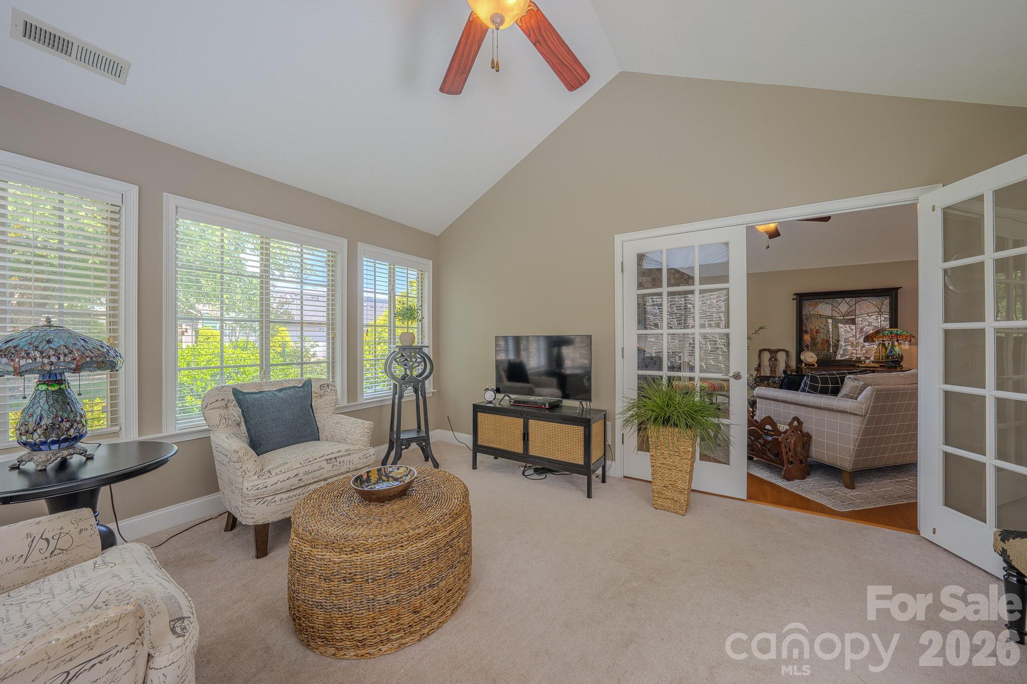 52 Mountain Meadow Circle — Weaverville