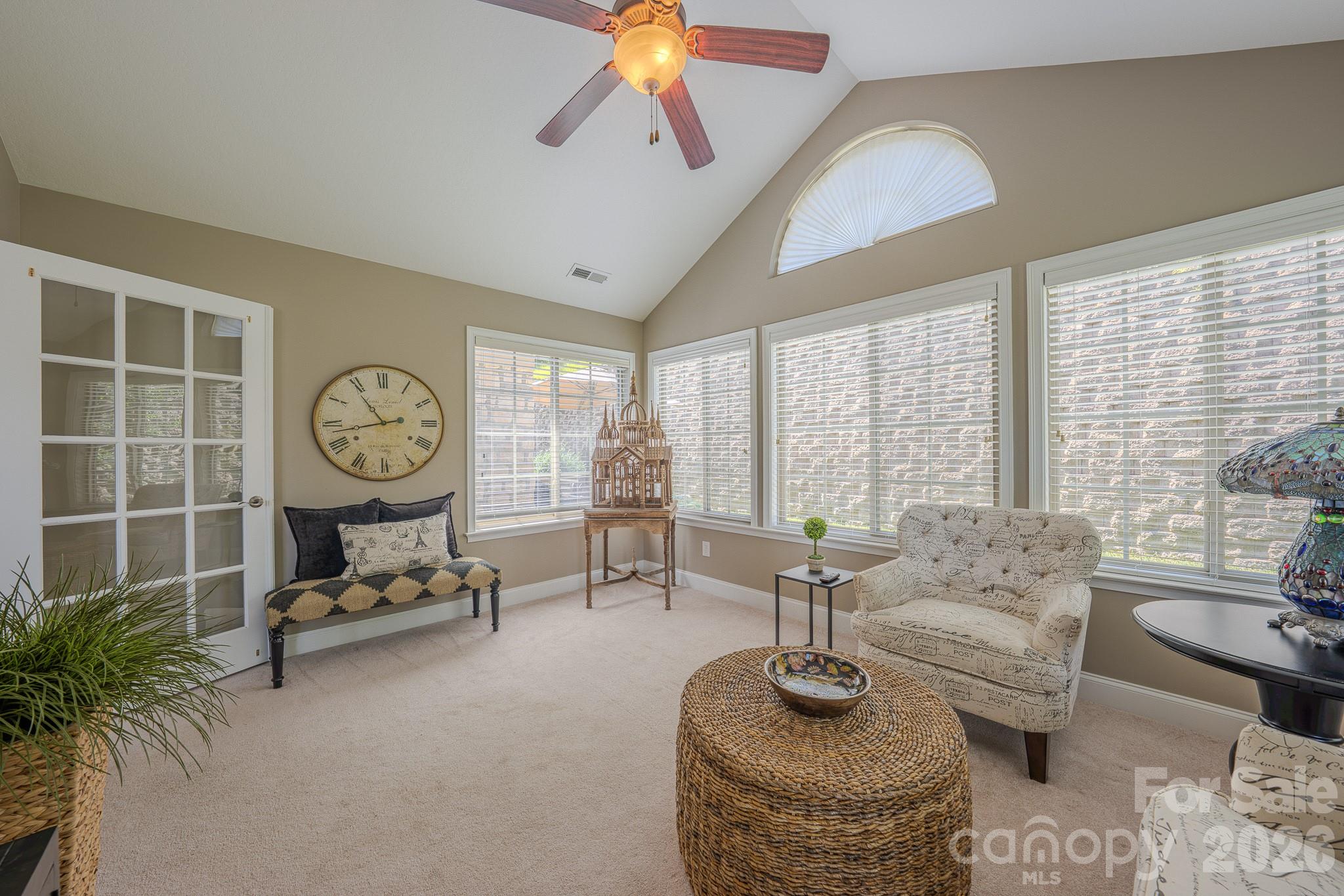 52 Mountain Meadow Circle — Weaverville