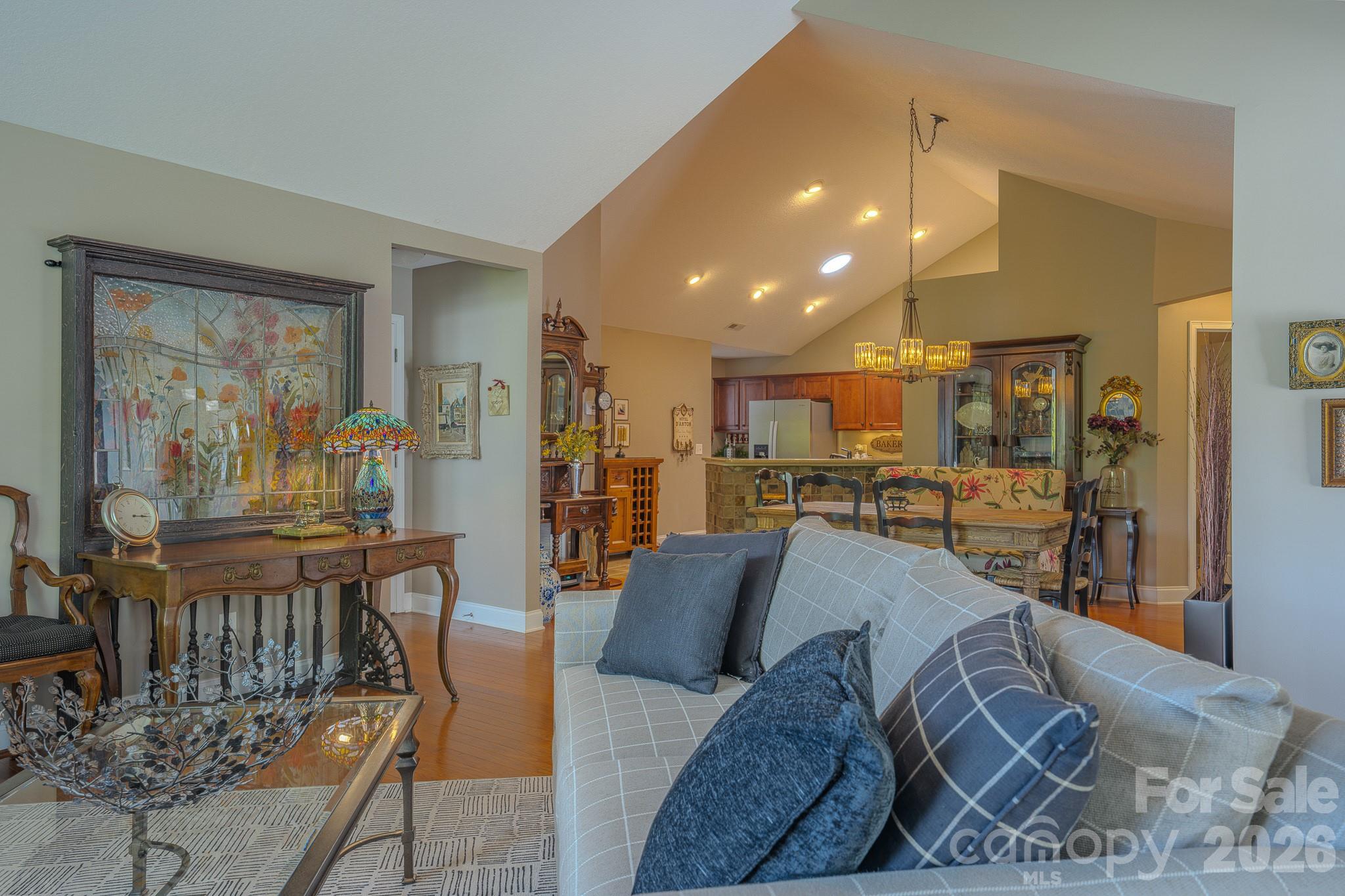 52 Mountain Meadow Circle — Weaverville