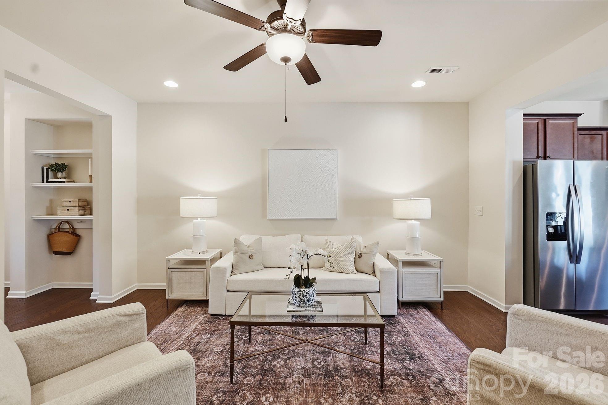 9411 Glenburn Lane — Charlotte