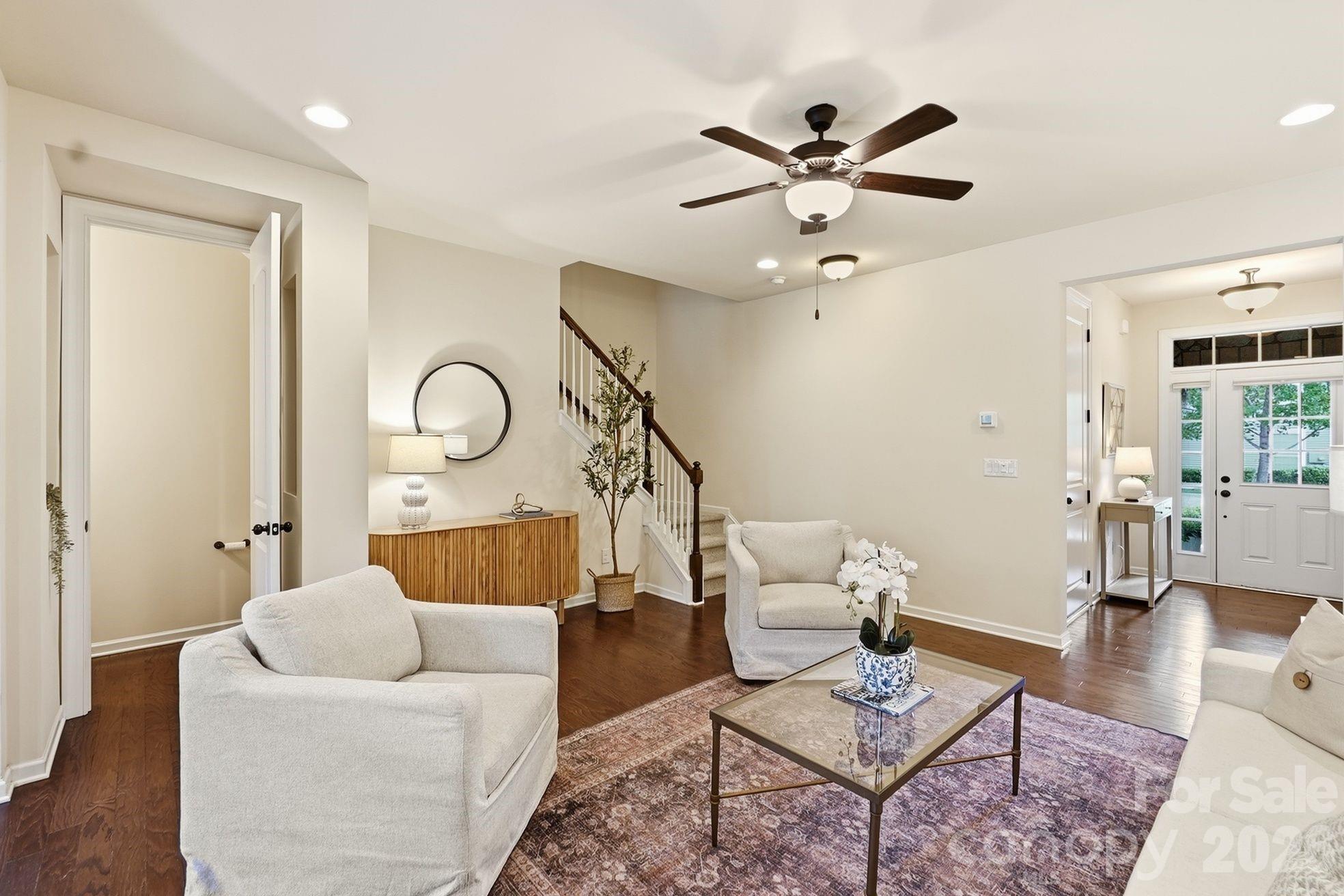 9411 Glenburn Lane — Charlotte