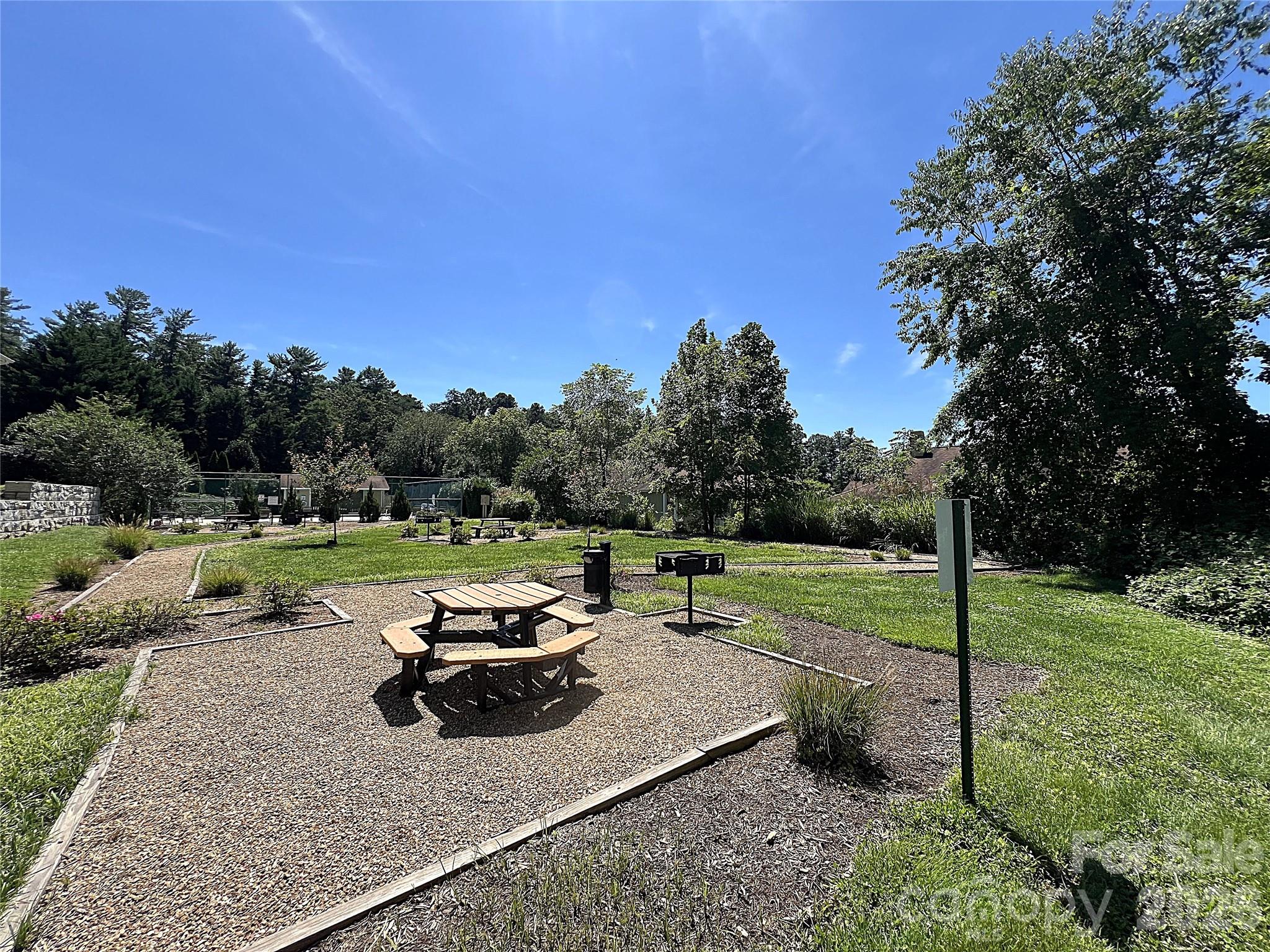 110 Heywood Road #9C — Arden