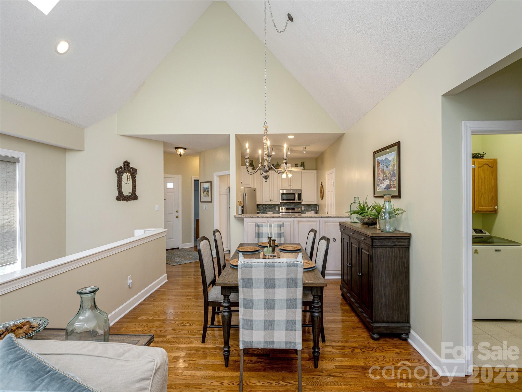 171 Ashefield Court — Hendersonville