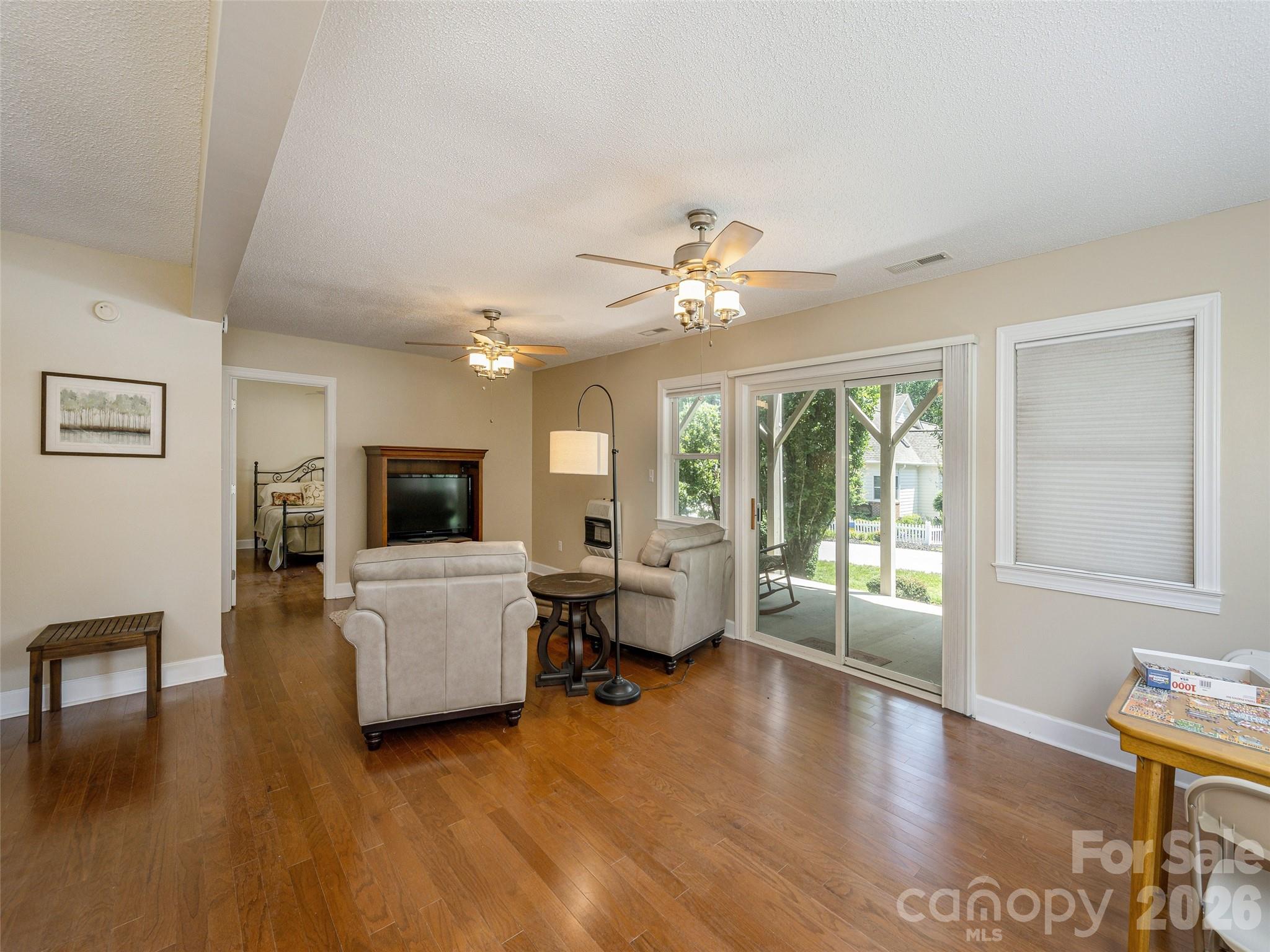 171 Ashefield Court — Hendersonville