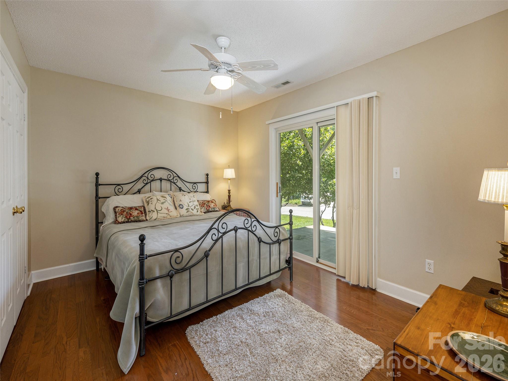 171 Ashefield Court — Hendersonville