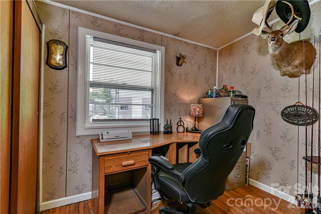415 Weaverville Road — Asheville