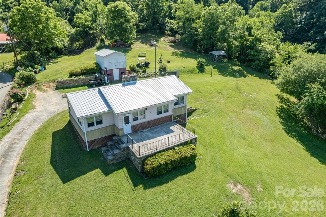 415 Weaverville Road — Asheville