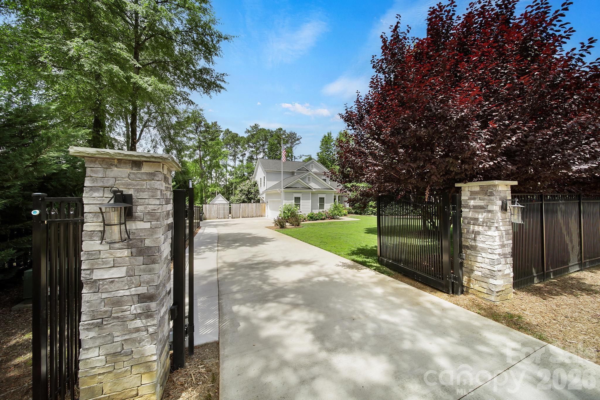 6218 Cory Bret Lane — Charlotte