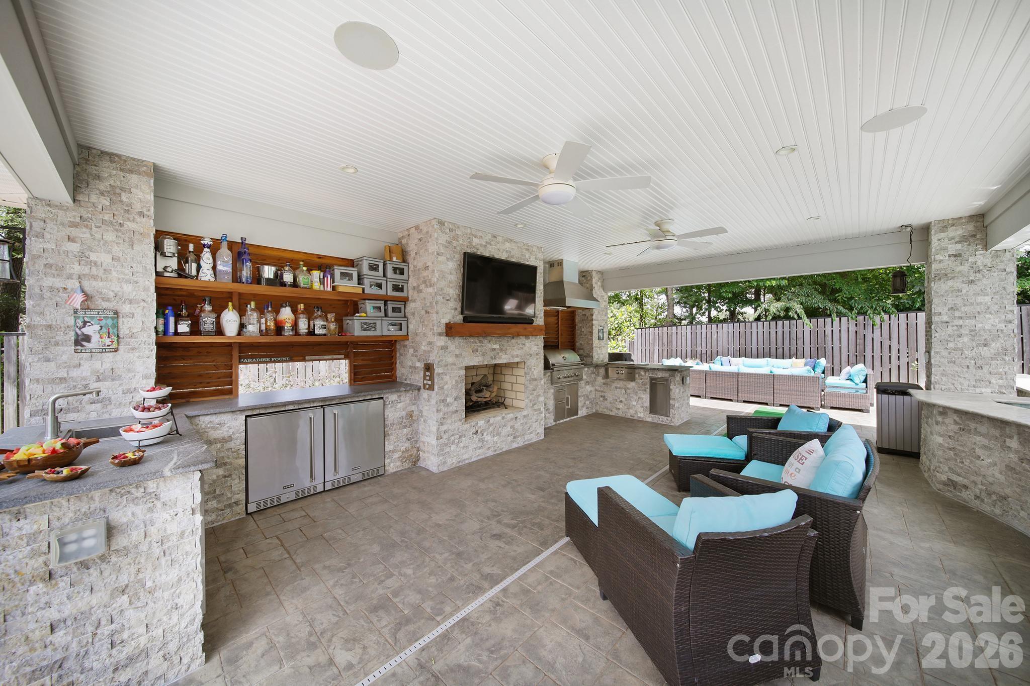 6218 Cory Bret Lane — Charlotte