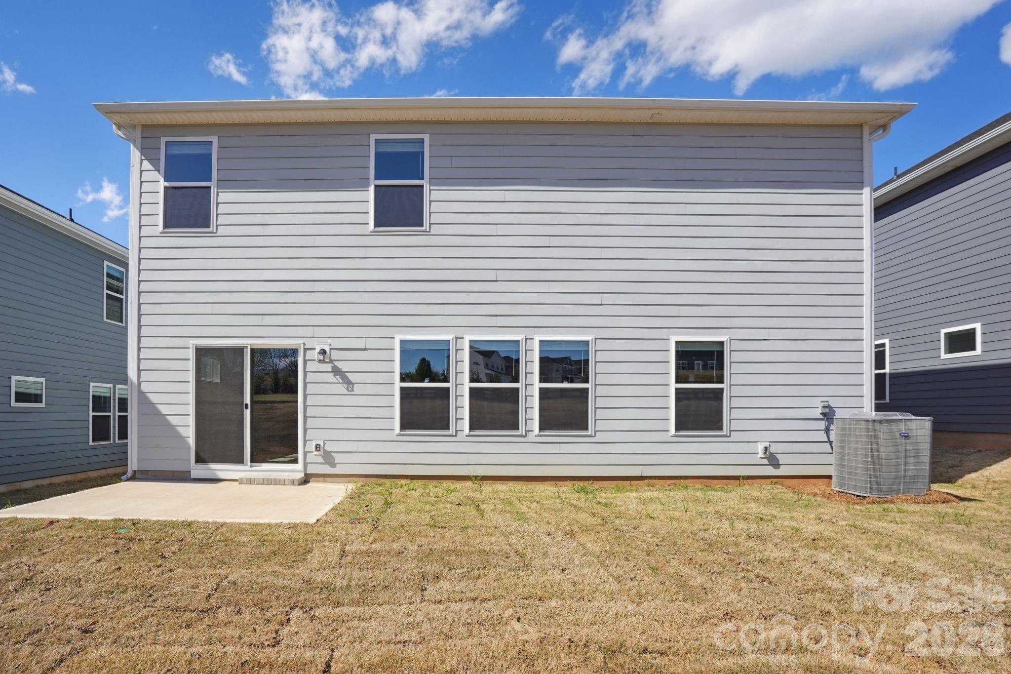 638 Darya Drive — York