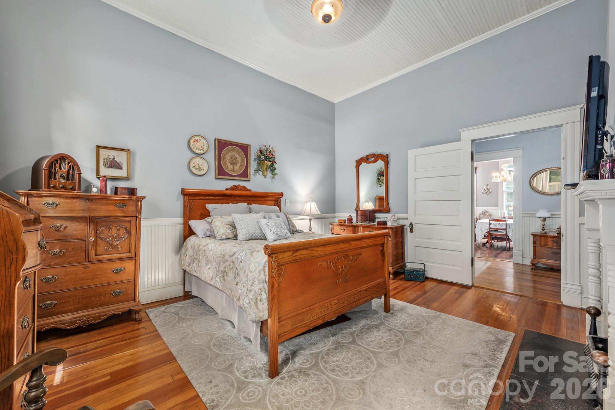 306 E Houston Street — Monroe