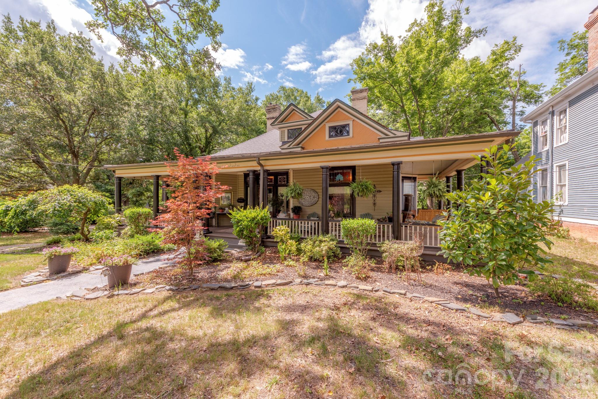 306 E Houston Street — Monroe