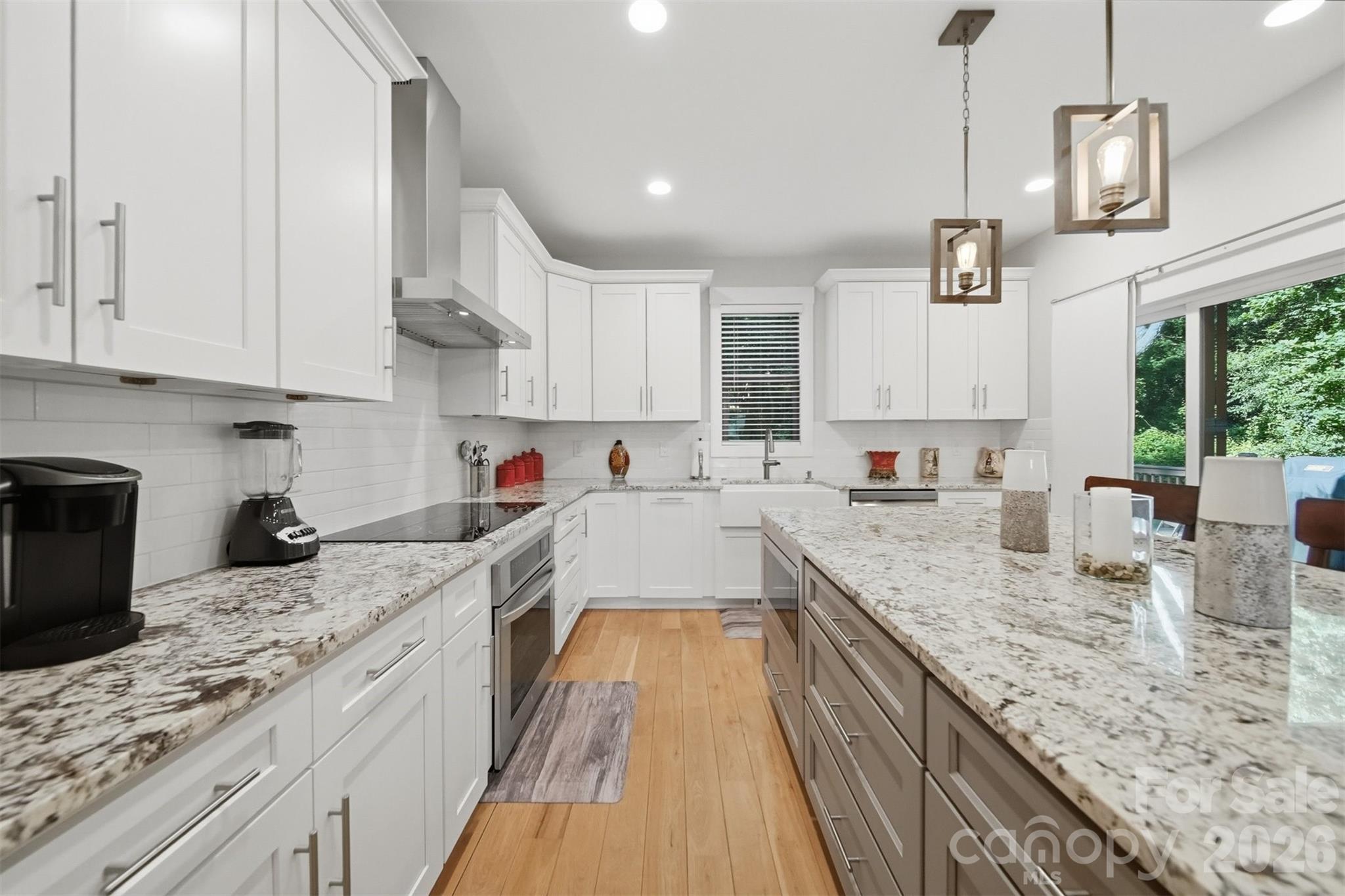 2630 36th Avenue NE — Hickory