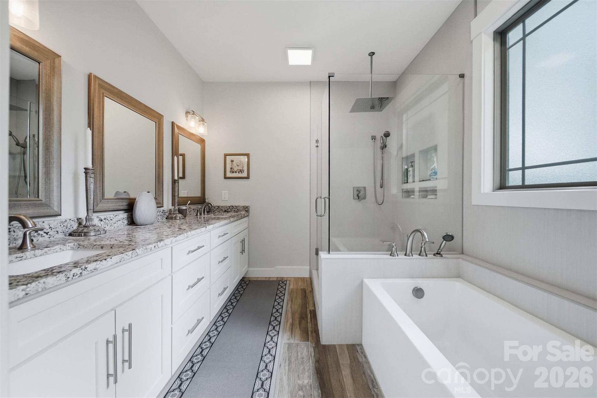 2630 36th Avenue NE — Hickory