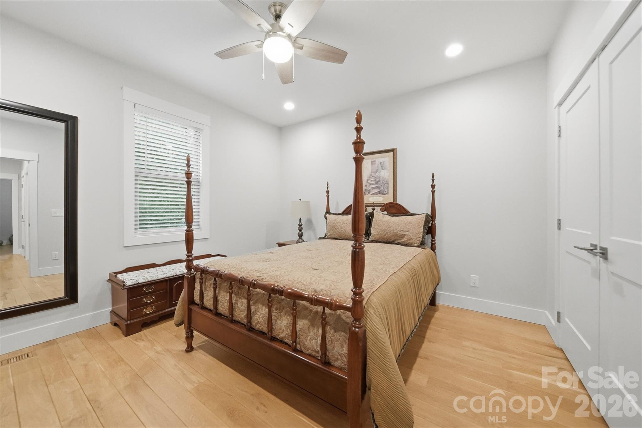 2630 36th Avenue NE — Hickory