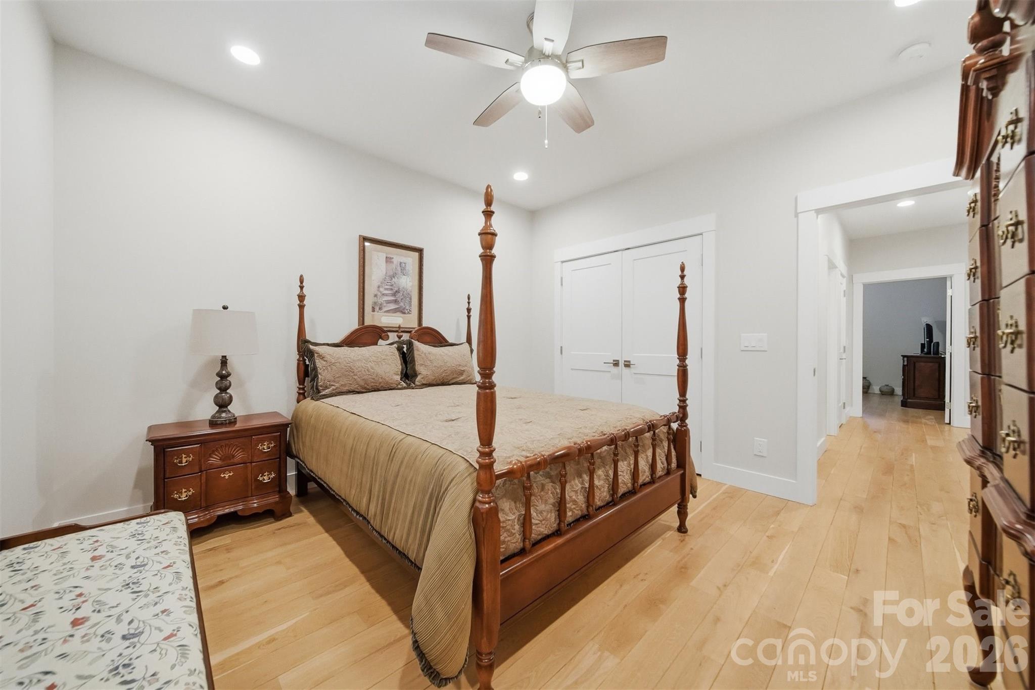 2630 36th Avenue NE — Hickory