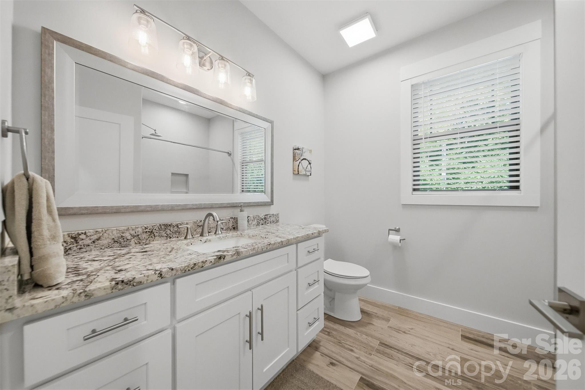 2630 36th Avenue NE — Hickory