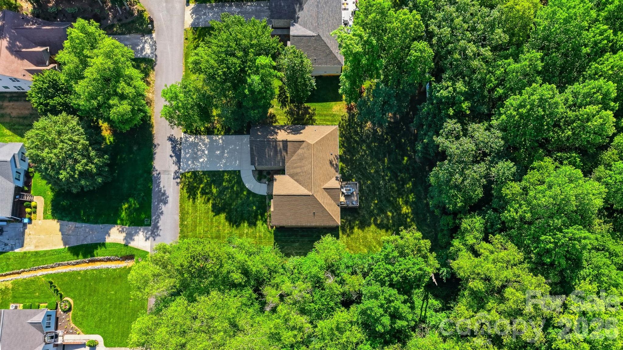 2630 36th Avenue NE — Hickory