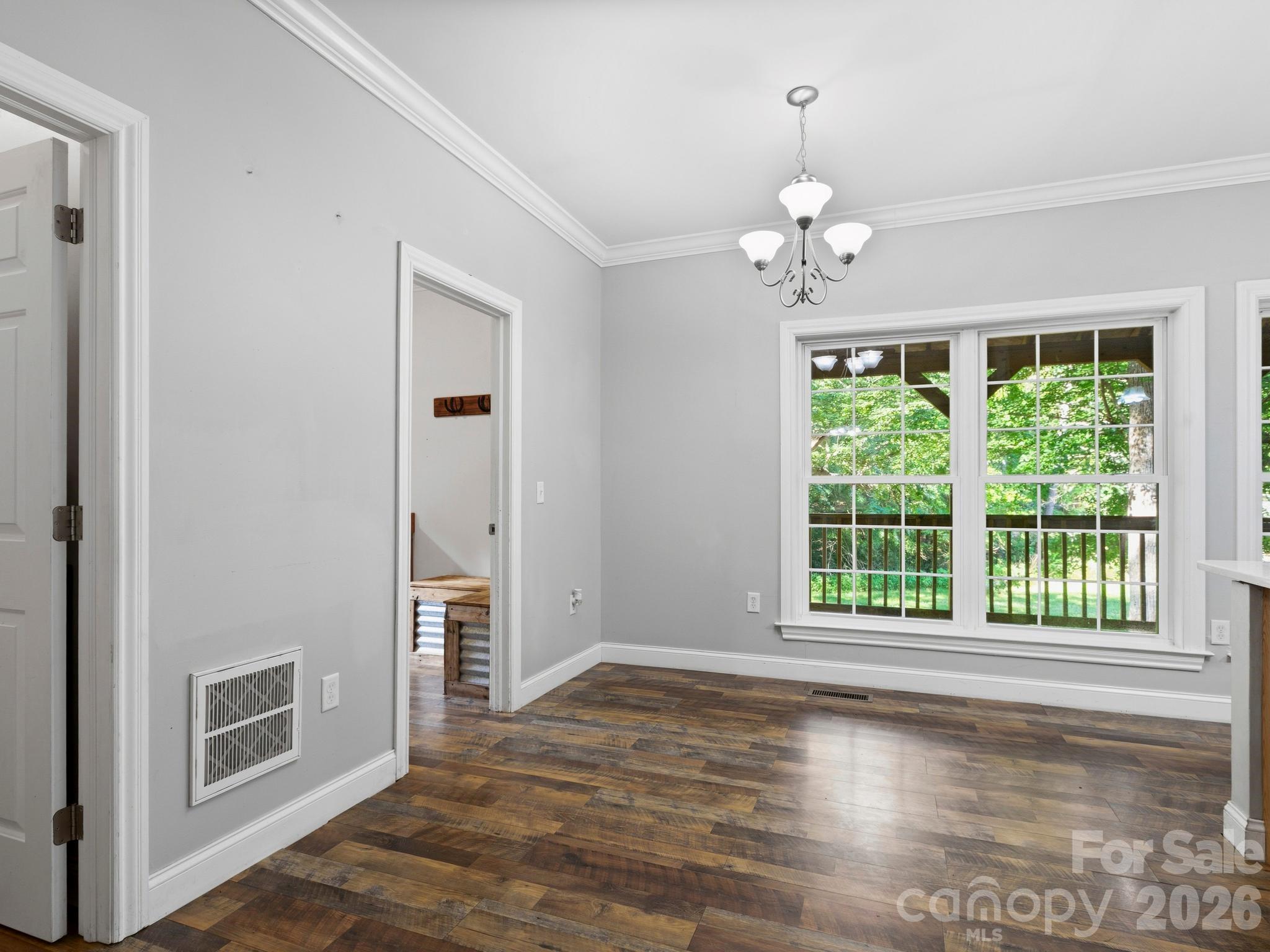 35 Cedar Farm Road — Asheville