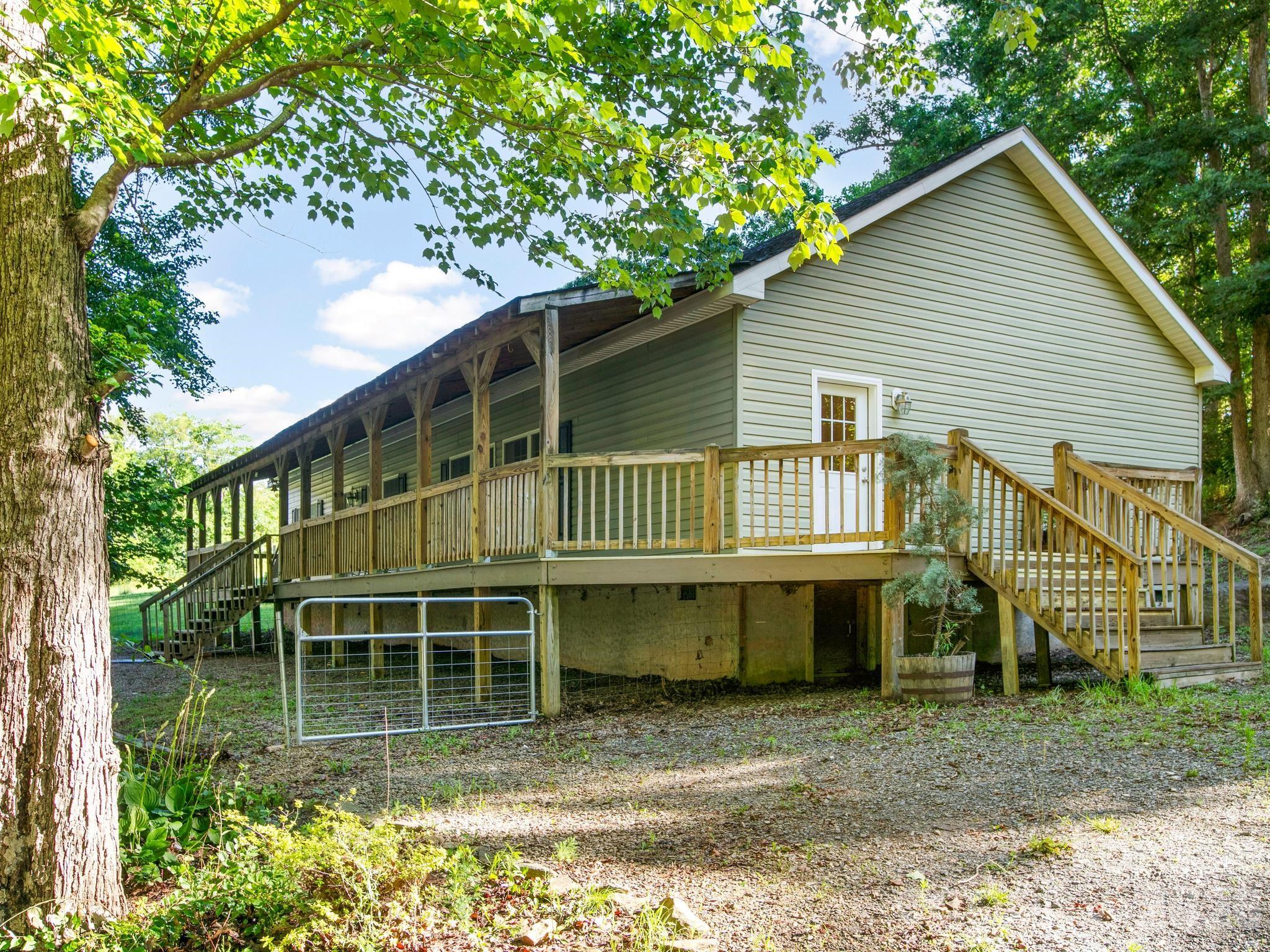 35 Cedar Farm Road — Asheville