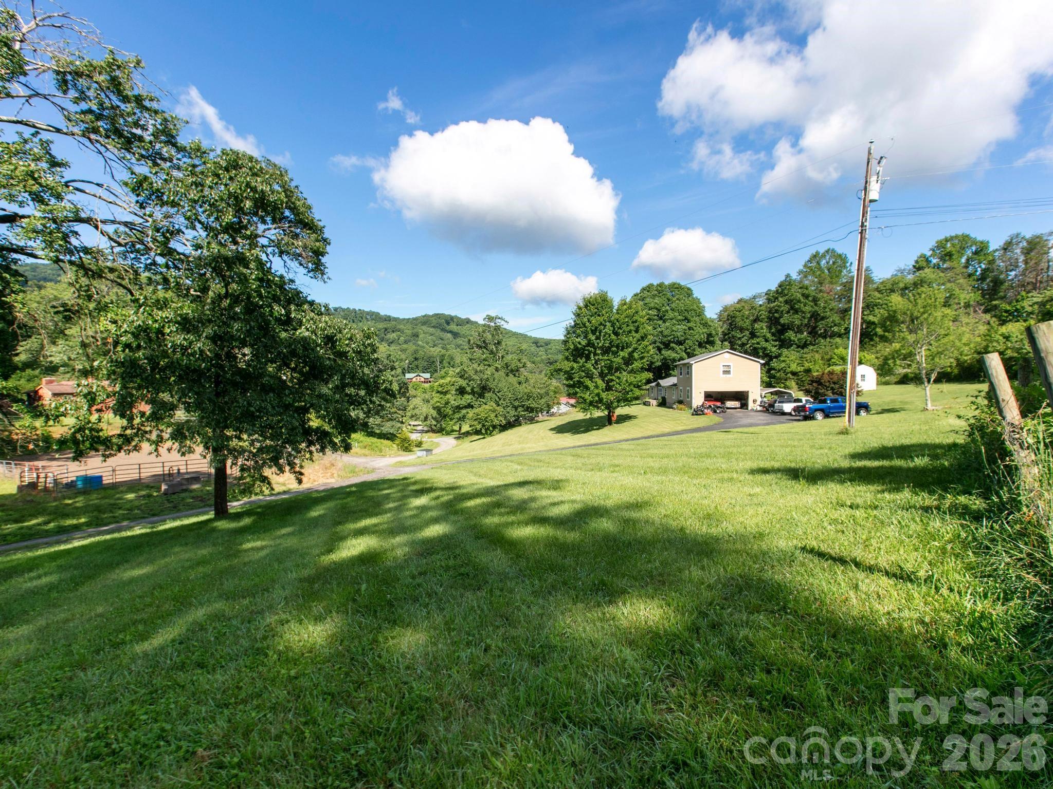 35 Cedar Farm Road — Asheville