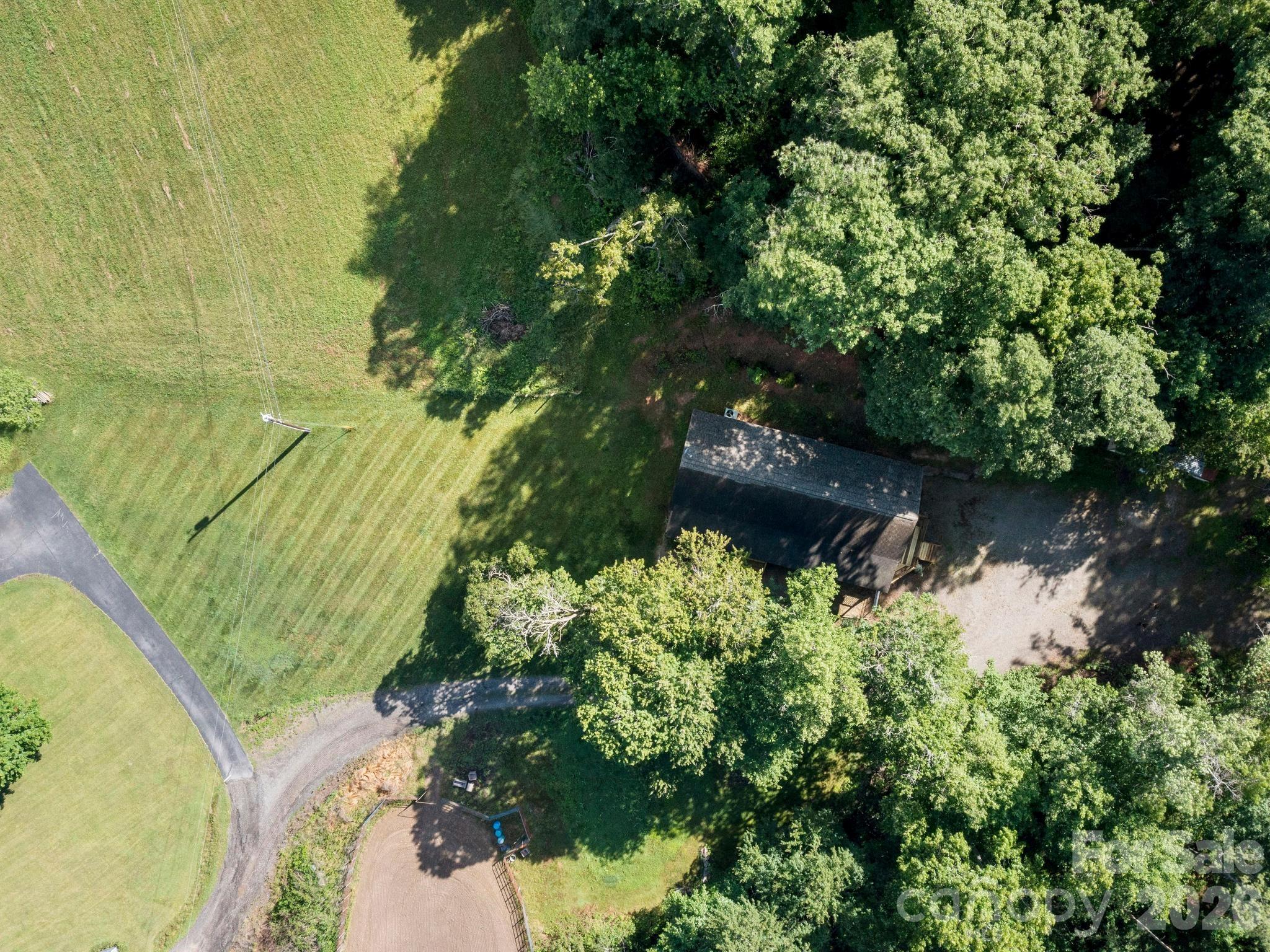 35 Cedar Farm Road — Asheville