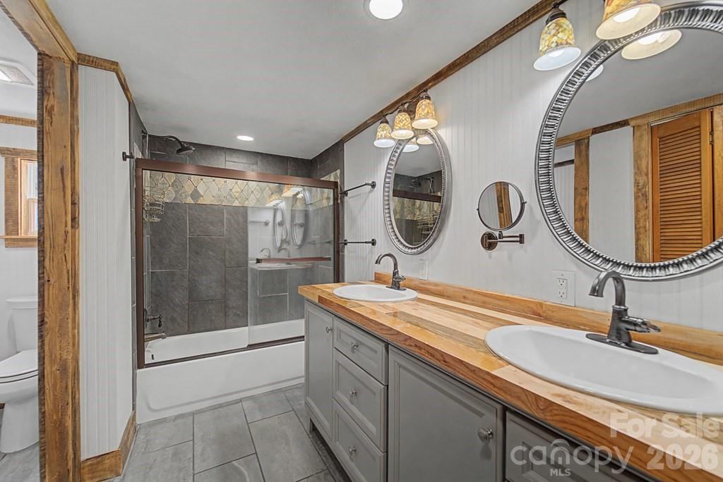 1668 Buff Creek Road — Sylva