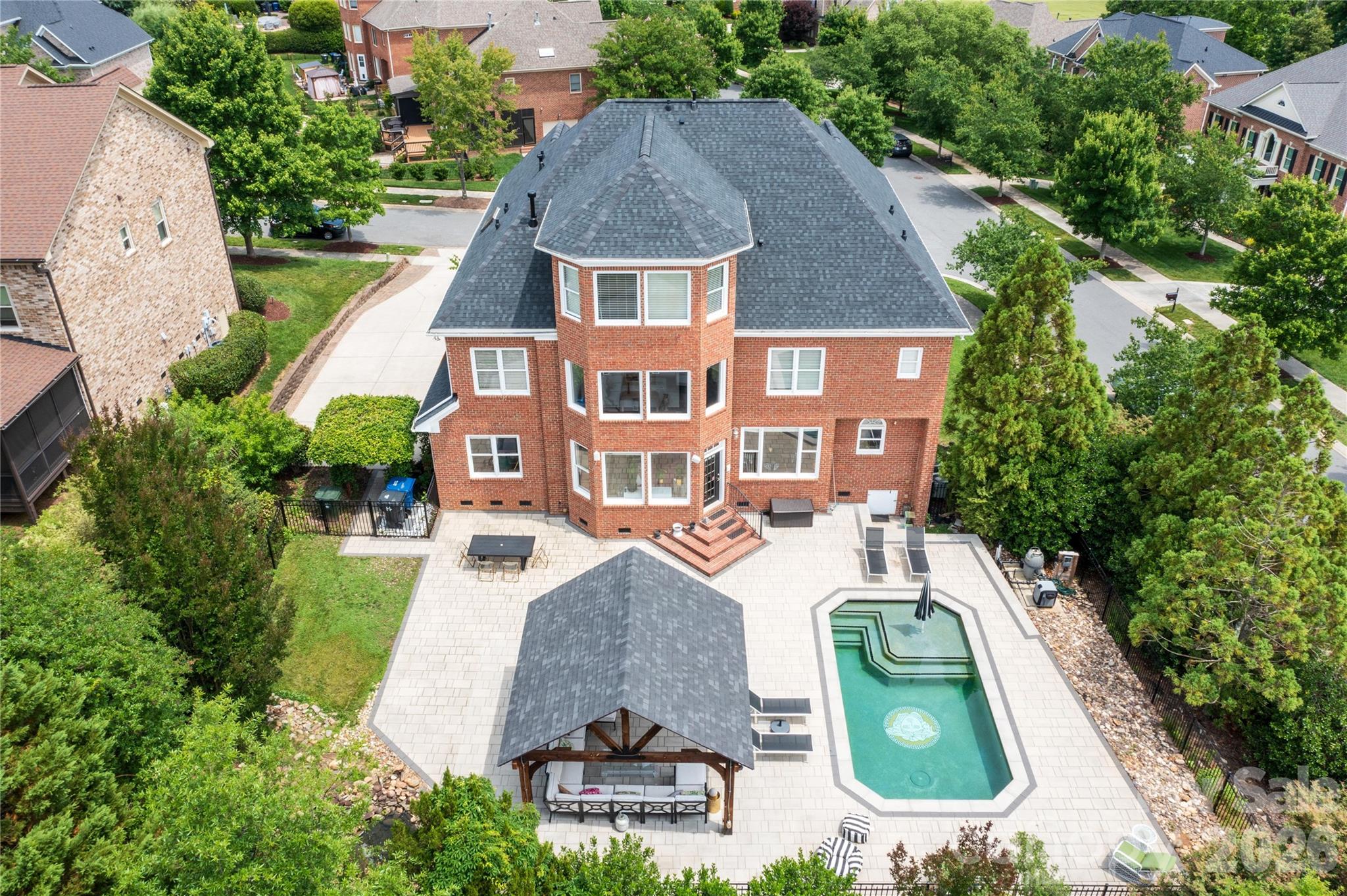 14136 Shaw Drive — Huntersville