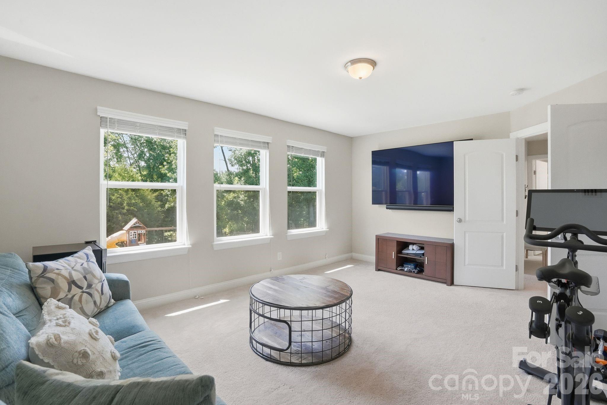 10420 Daufuskie Drive — Charlotte