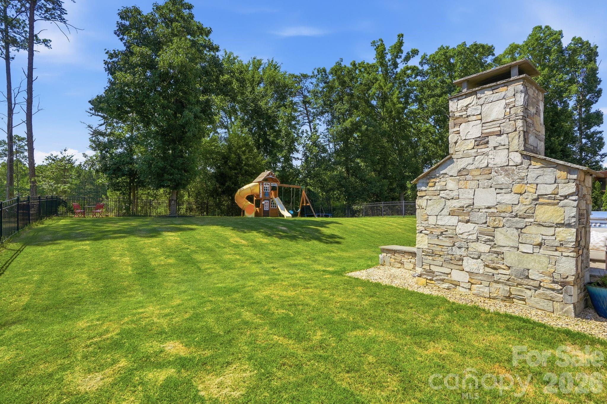 10420 Daufuskie Drive — Charlotte