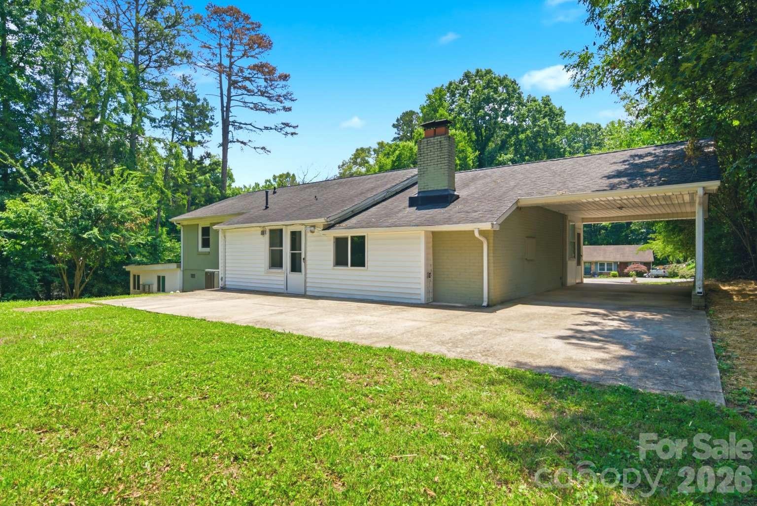 211 Valleydale Drive — Gastonia