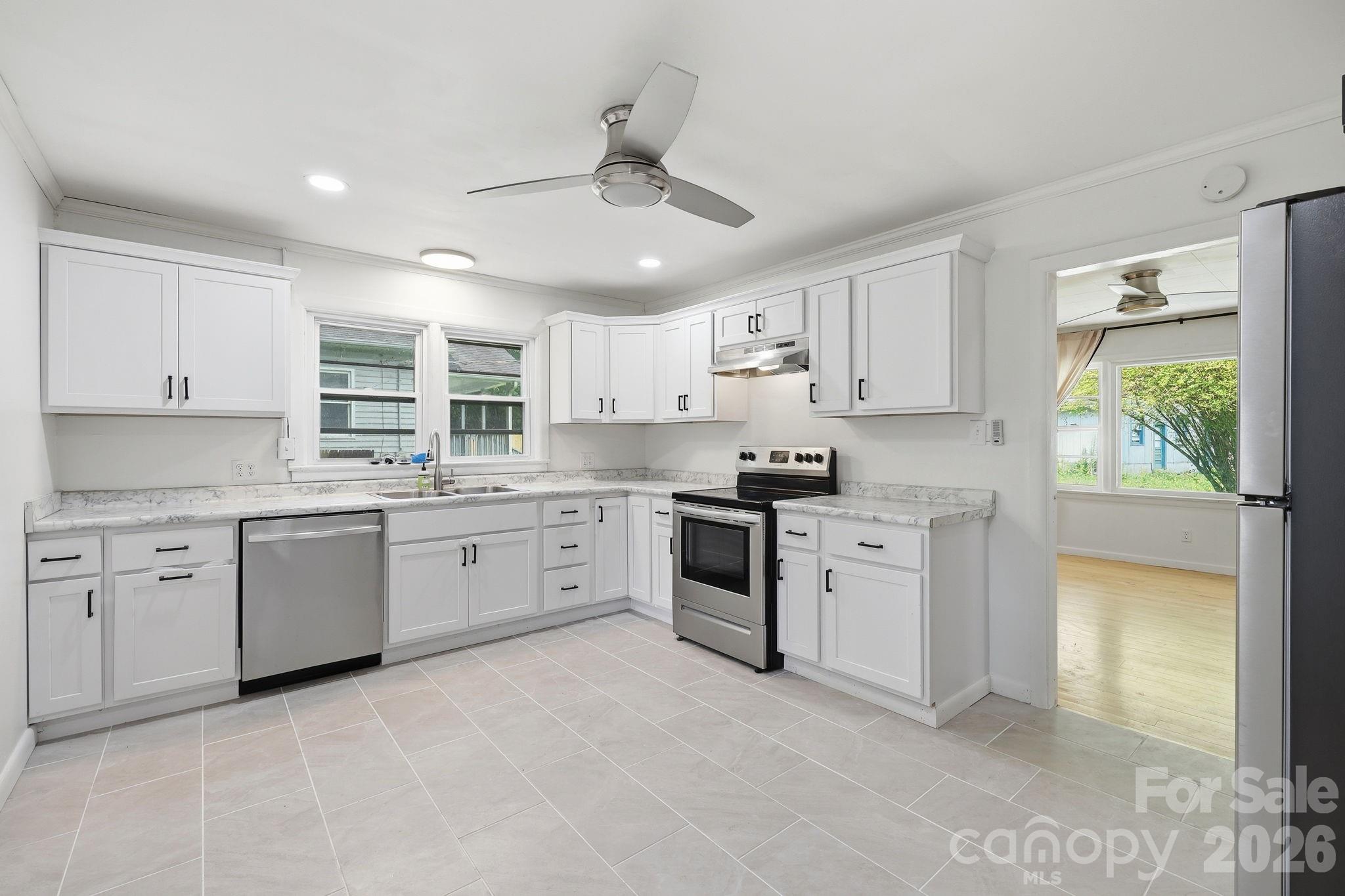 31 Edwards Street — Waynesville
