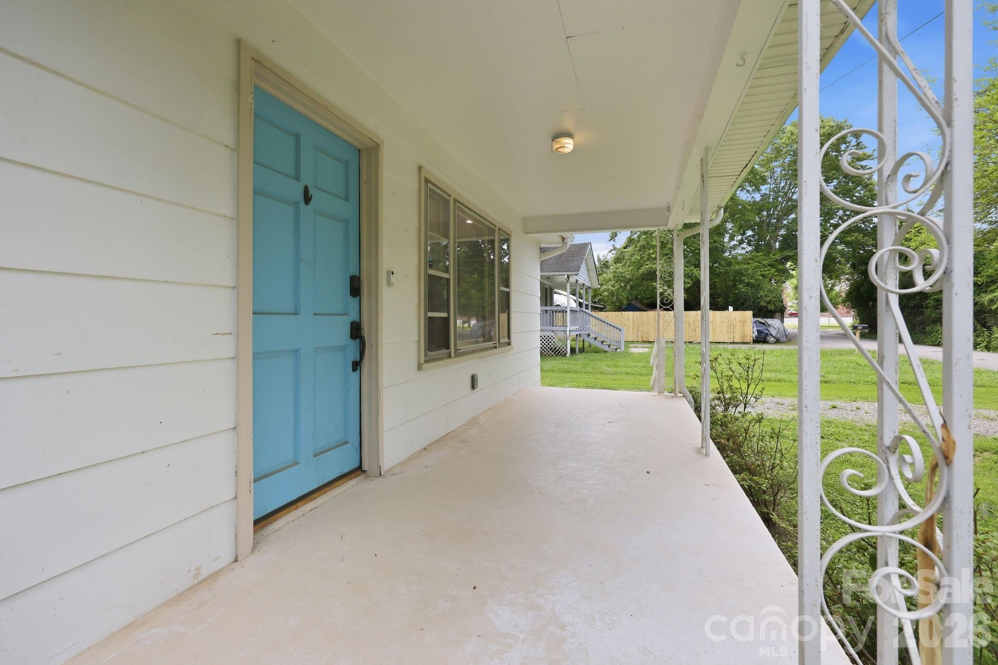 31 Edwards Street — Waynesville