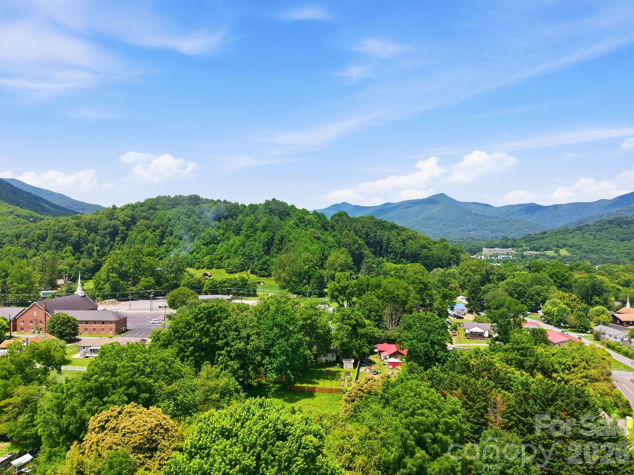 31 Edwards Street — Waynesville