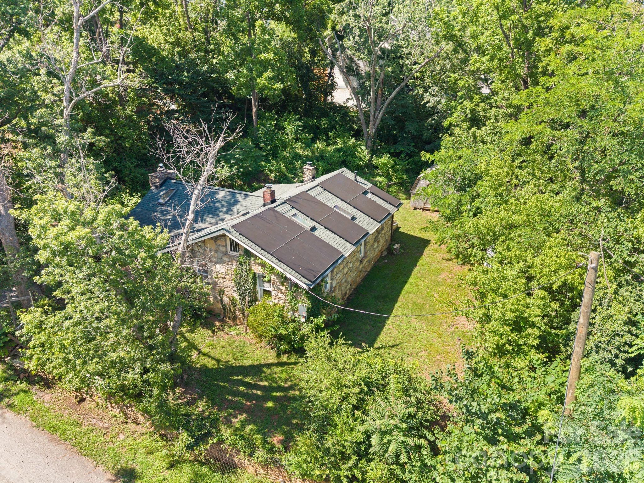 78 Green Oak Road — Asheville