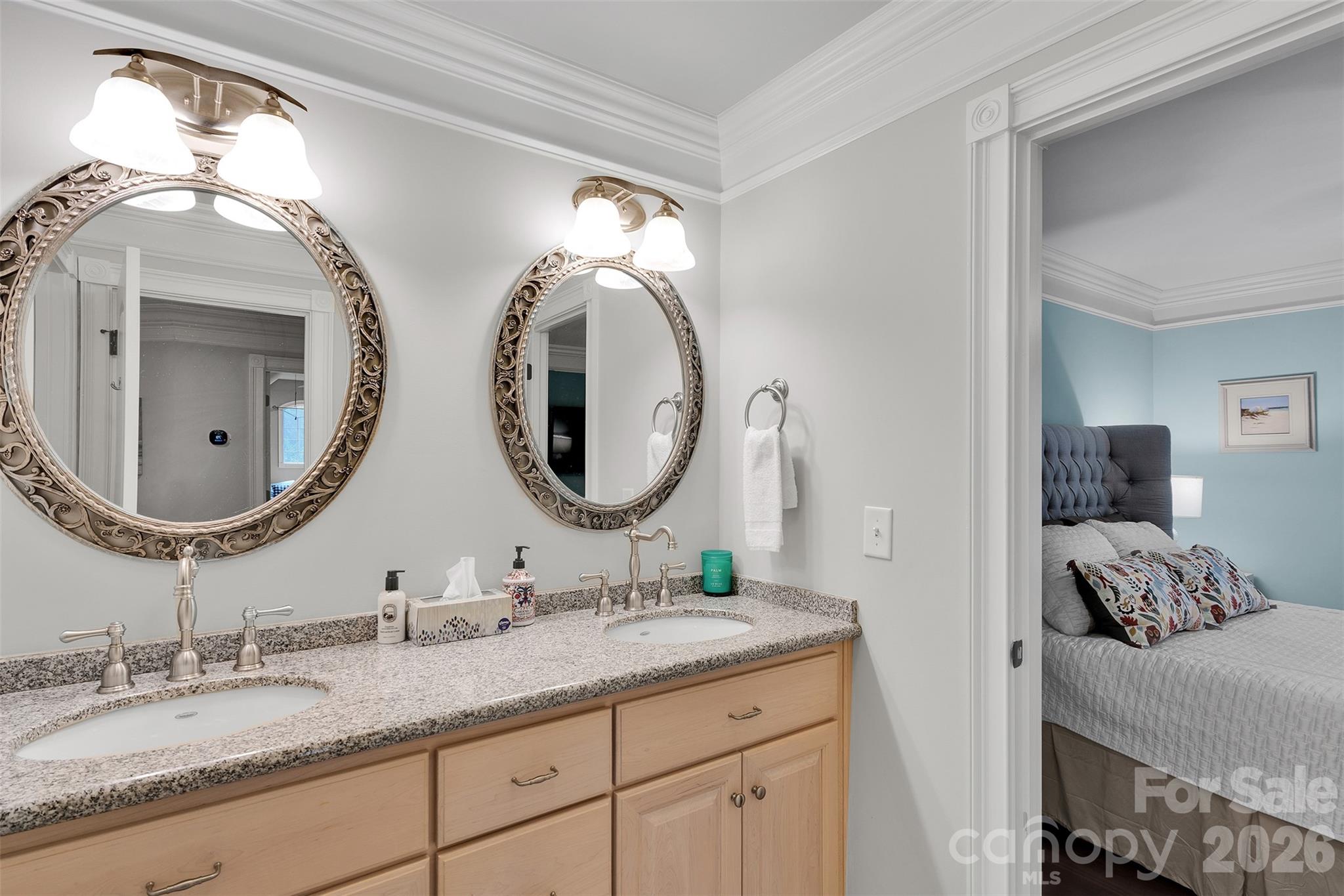 4552 Sawgrass Court — Denver