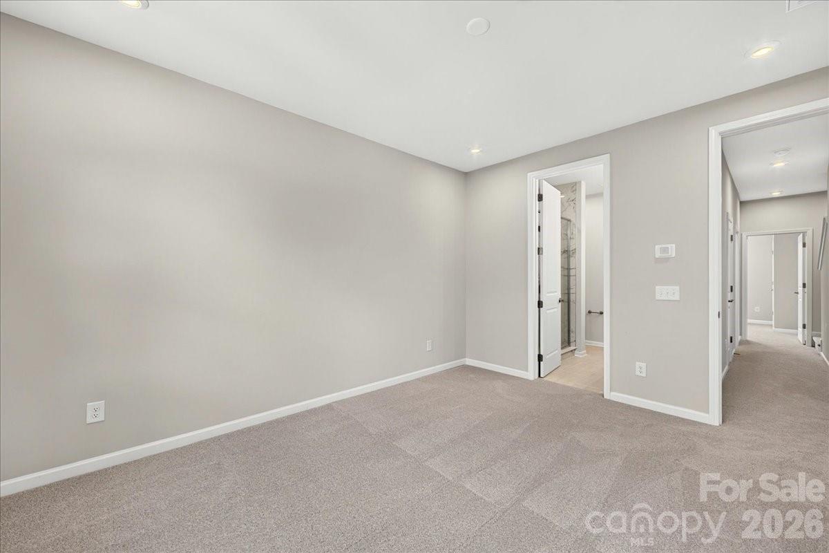 5517 Swaling Street — Charlotte