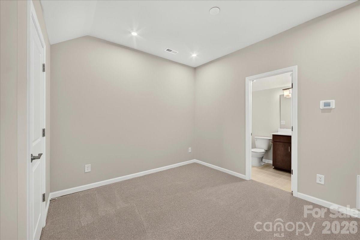 5517 Swaling Street — Charlotte