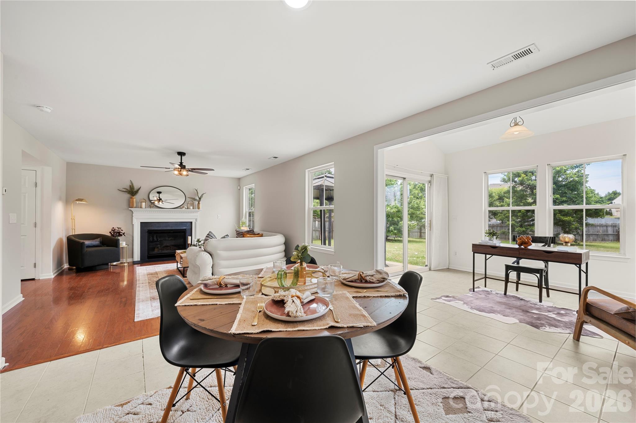 3017 Rhododendron Place — Clover