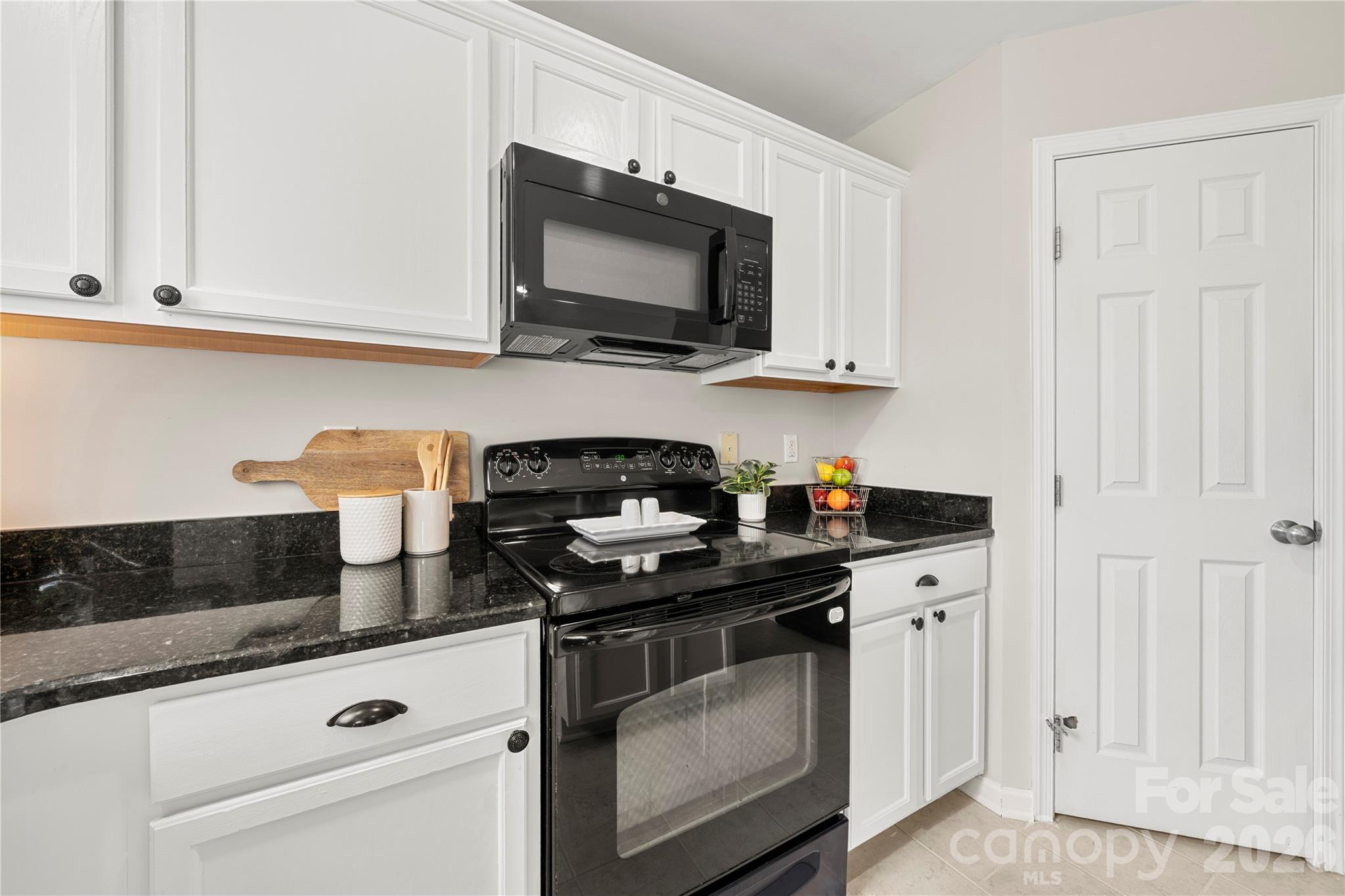 3017 Rhododendron Place — Clover