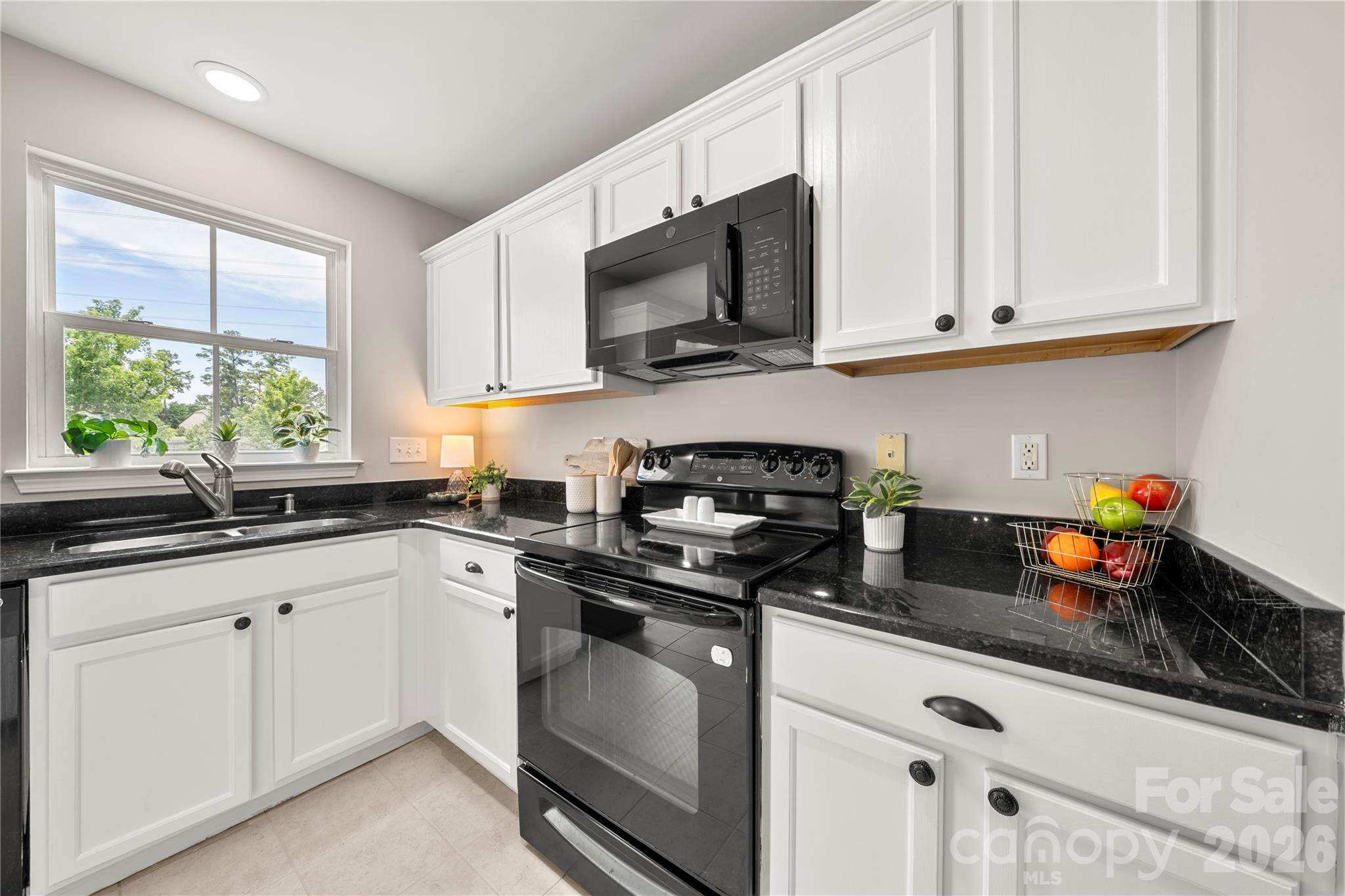 3017 Rhododendron Place — Clover