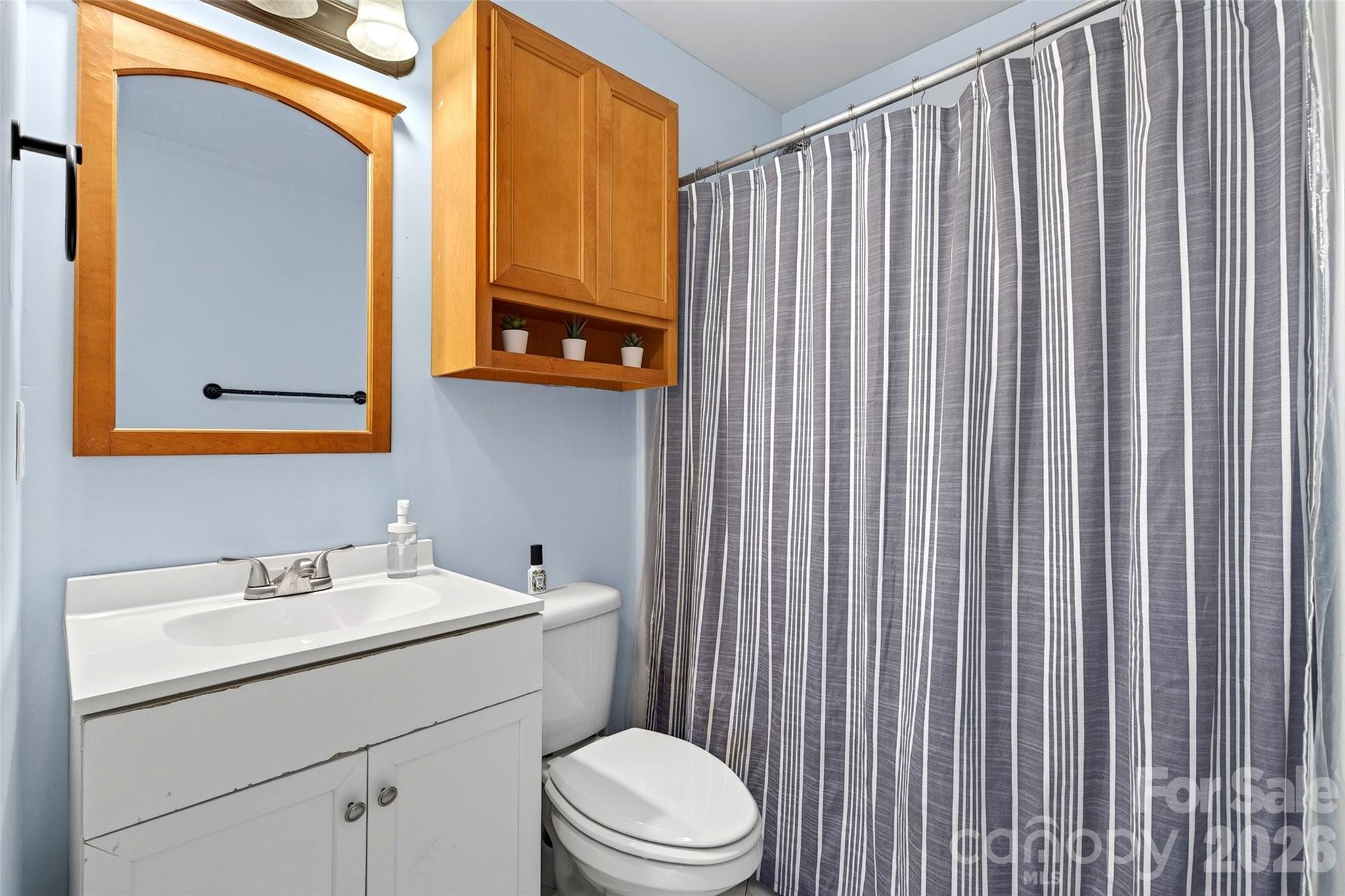 12 Jubilee Circle — Black Mountain