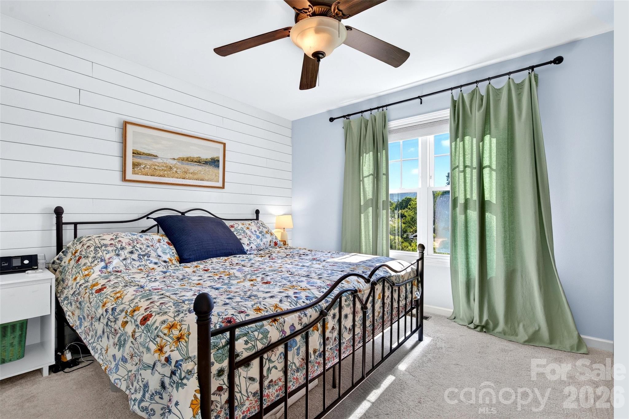 12 Jubilee Circle — Black Mountain