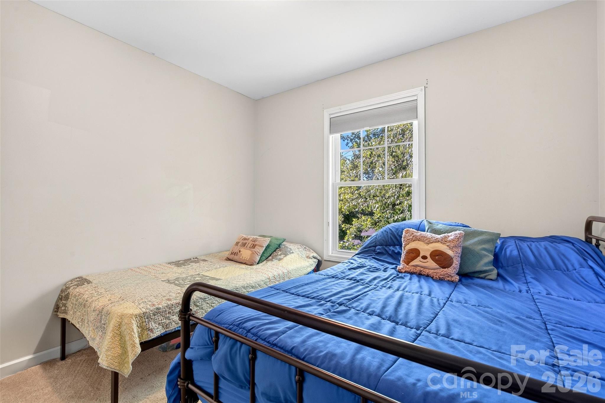 12 Jubilee Circle — Black Mountain