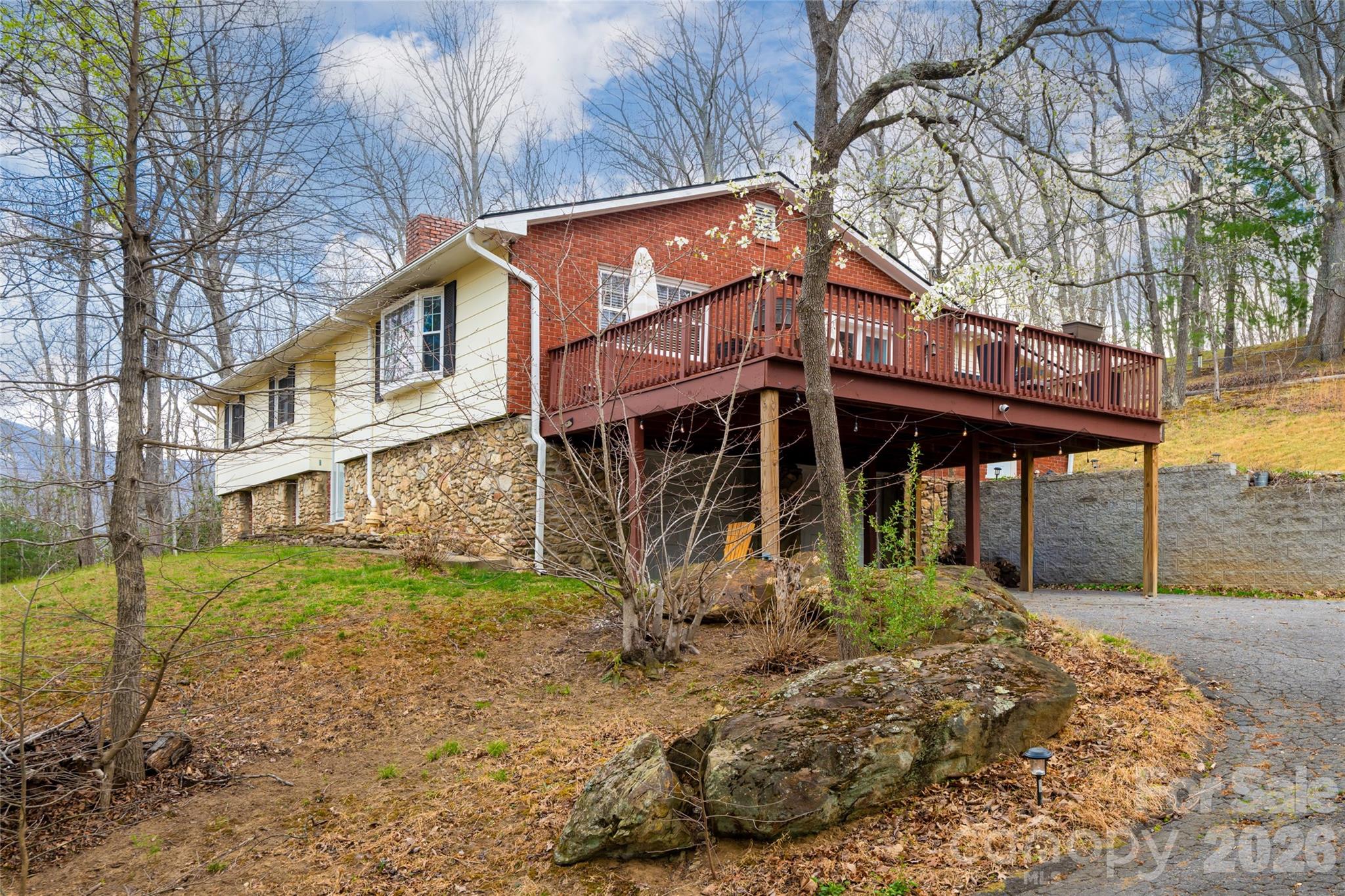 233 Church Road — Fairview