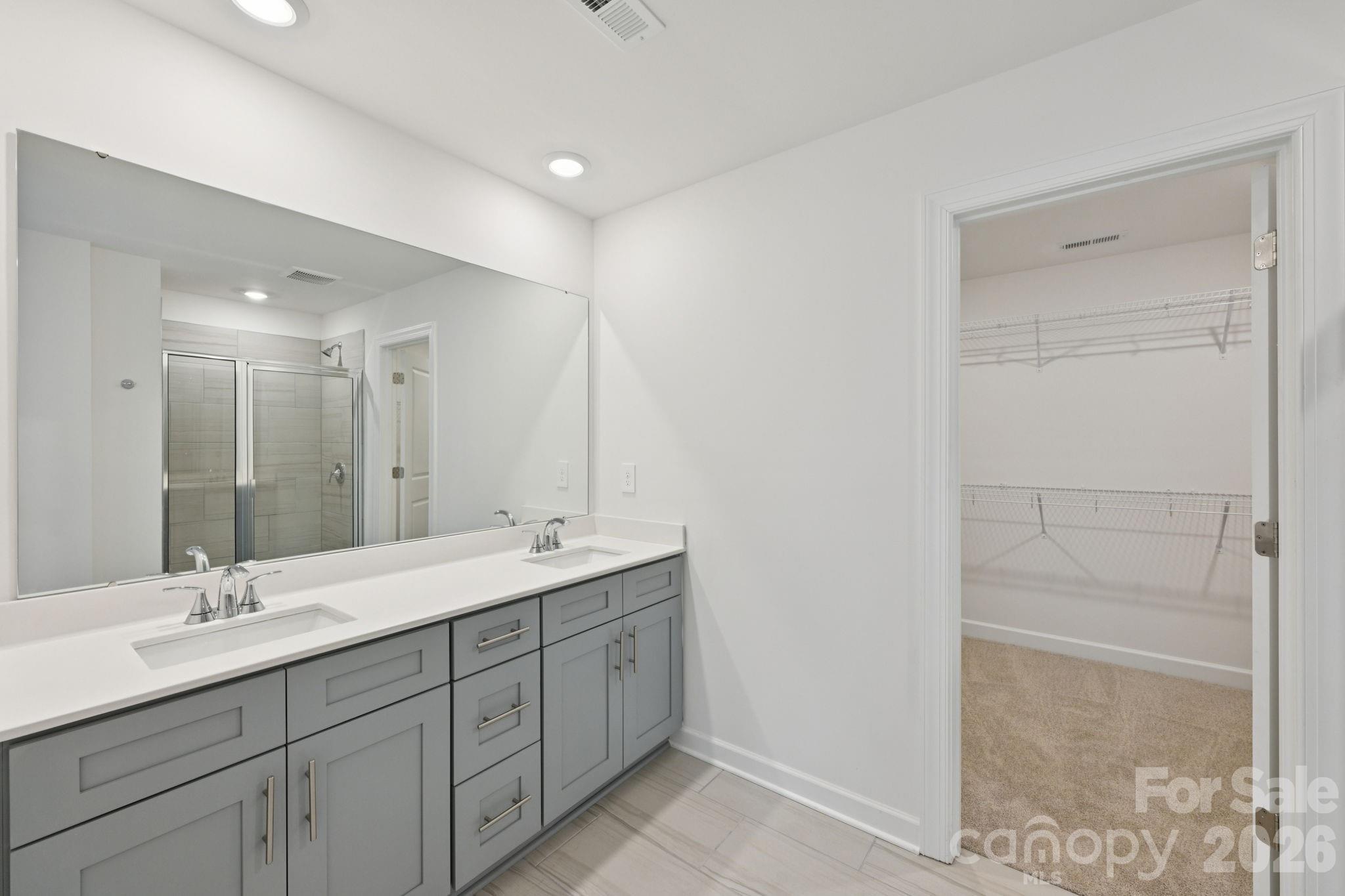 2052 Sunflower Circle — Newton