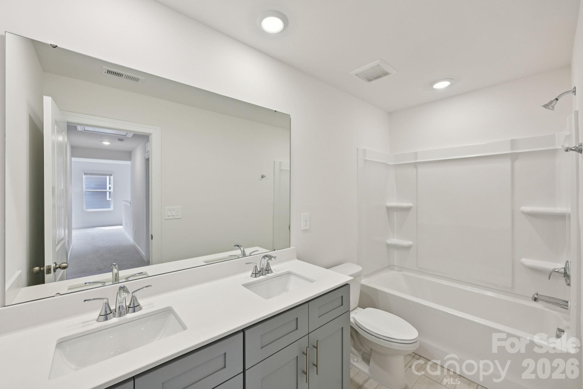 2052 Sunflower Circle — Newton
