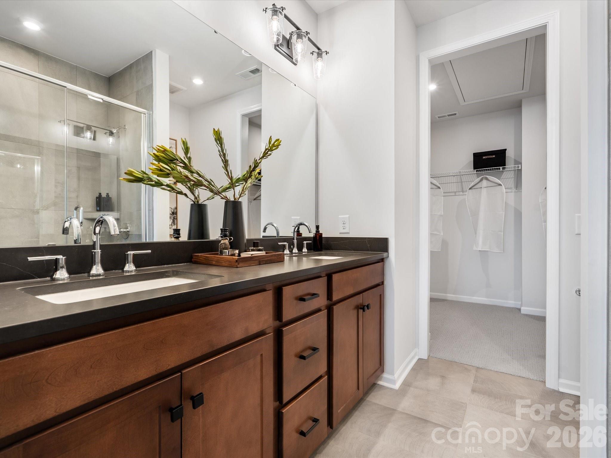 5513 Swaling Street — Charlotte
