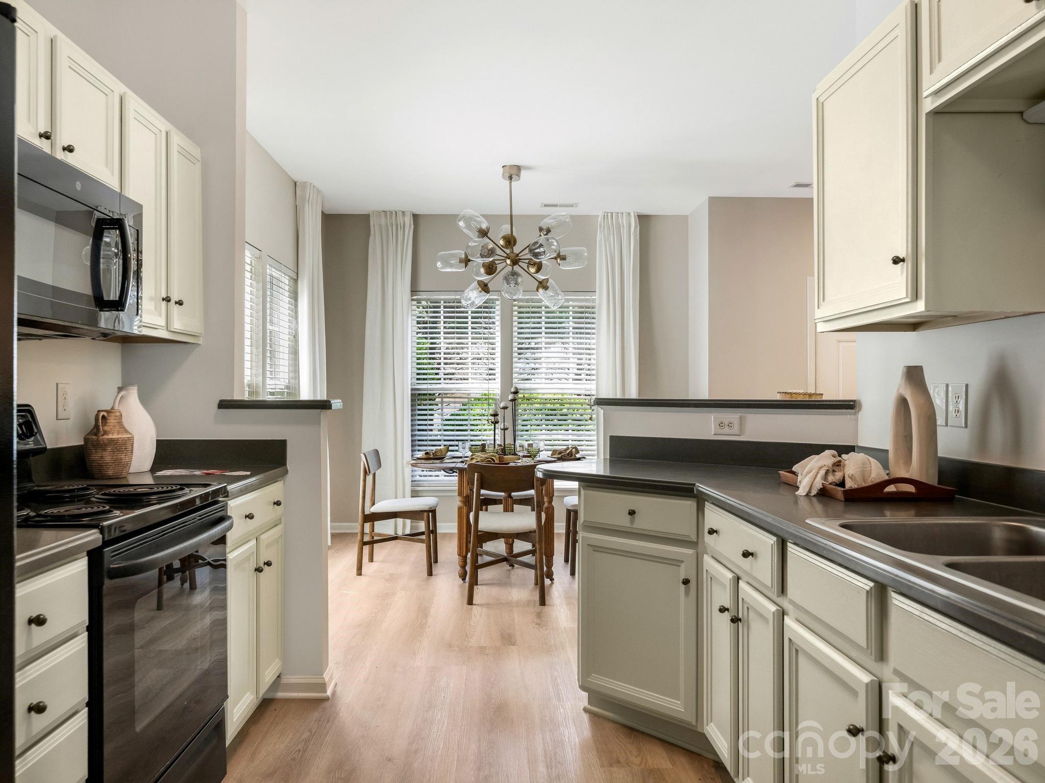 12327 Jessica Place — Charlotte