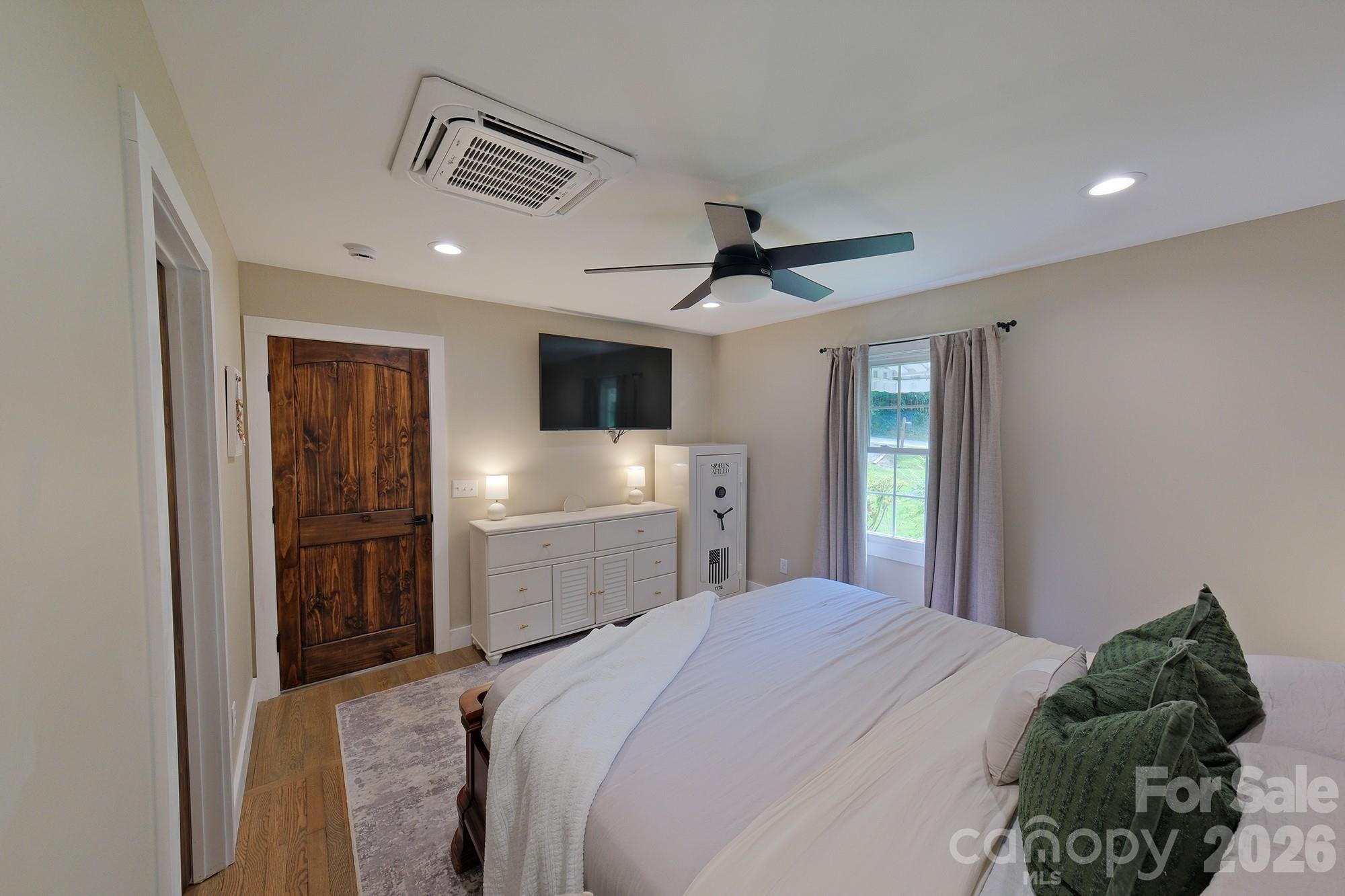 445 Old Haw Creek Road — Asheville